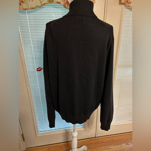 Sweater - Picture 4 of 5